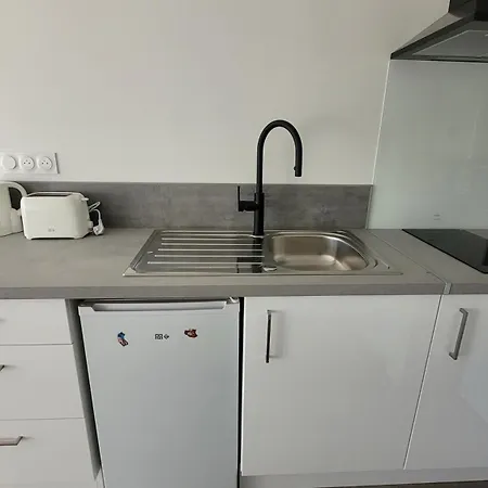 Daire Neuf Et Elegant Avec Clim